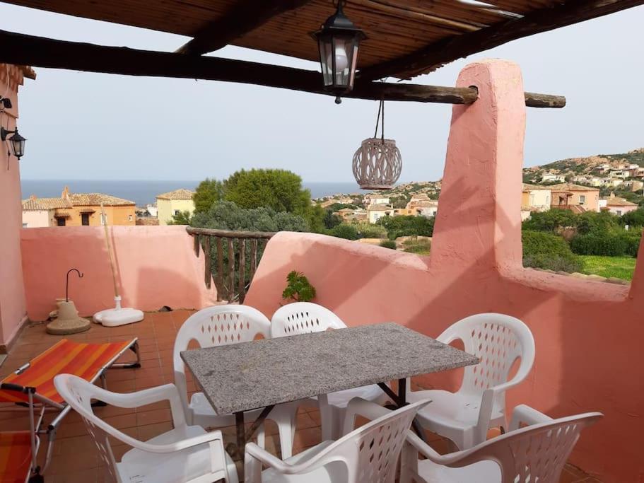 Un Angolo Di Paradiso A Pochi Passi Dal Mare Nel Villaggio Calarossa Isola Rossa Εξωτερικό φωτογραφία