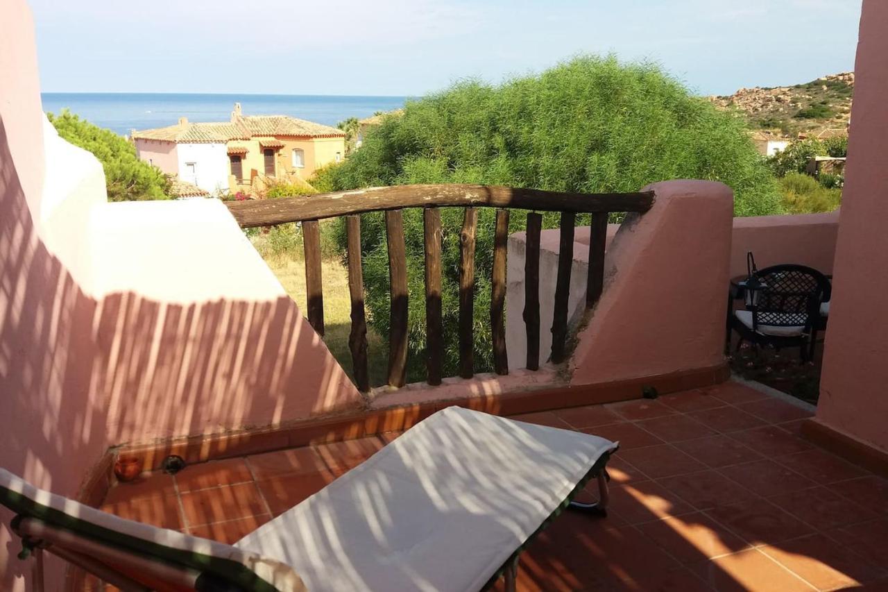 Un Angolo Di Paradiso A Pochi Passi Dal Mare Nel Villaggio Calarossa Isola Rossa Εξωτερικό φωτογραφία